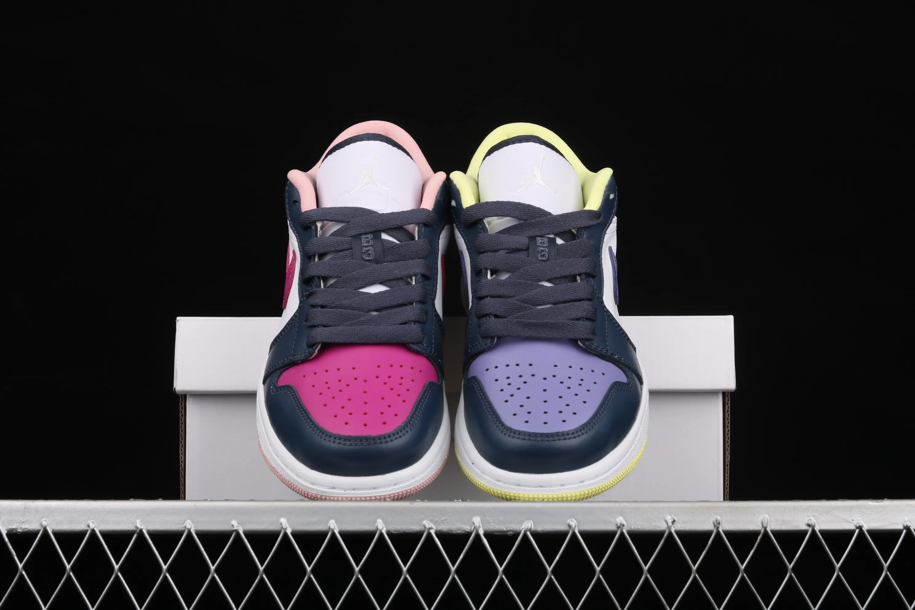 All categories Air Jordan Jordan series basketball shoes Air Jordan 1 Low G version pure original Air Jordan 1 Low AJ1 Joe 1 low-top mandarin duck color matching DJ4342-400